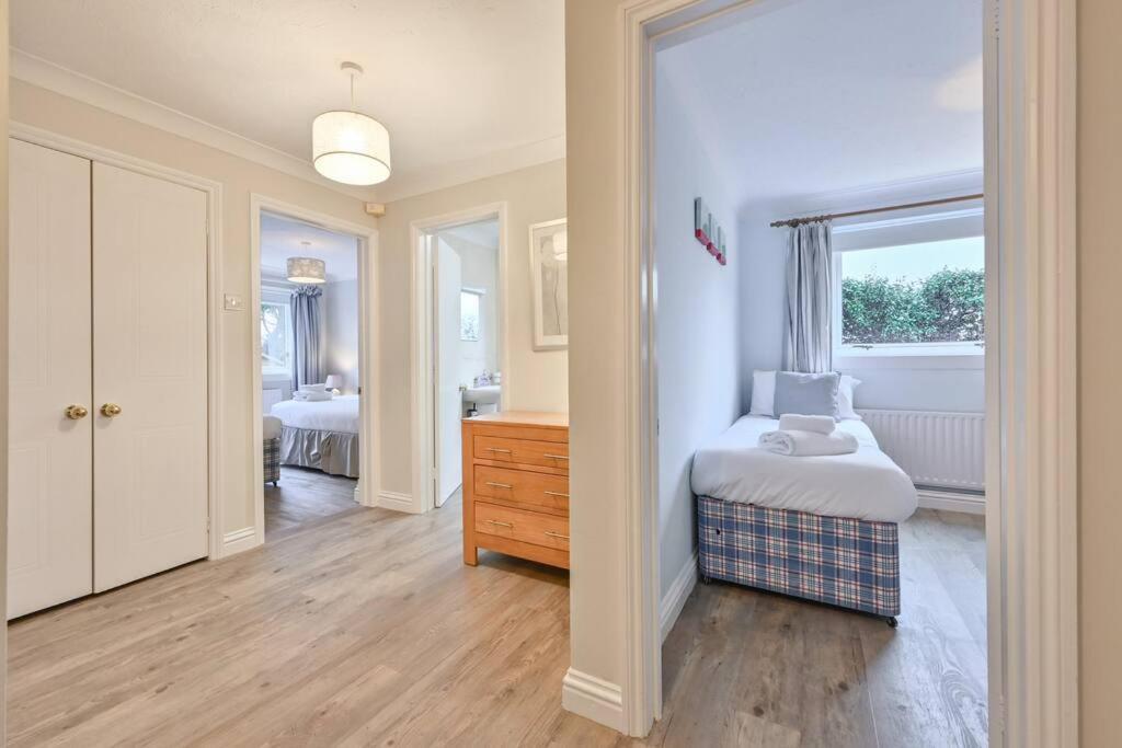 Spacious Sandbanks Apartment Near Beach And Bars With Free Parking Poole Exterior foto